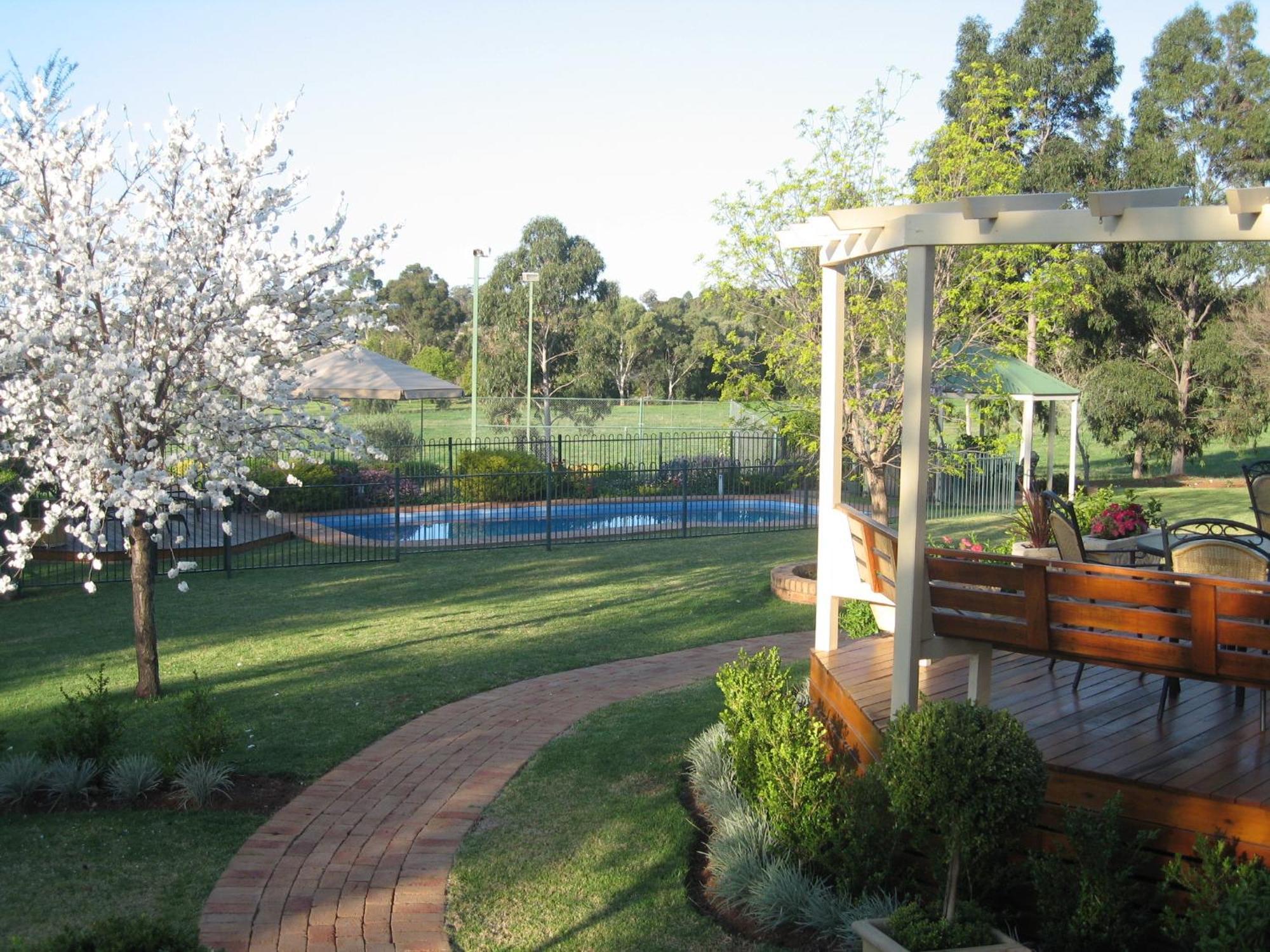 Pericoe Retreat Bed and Breakfast Dubbo Eksteriør billede